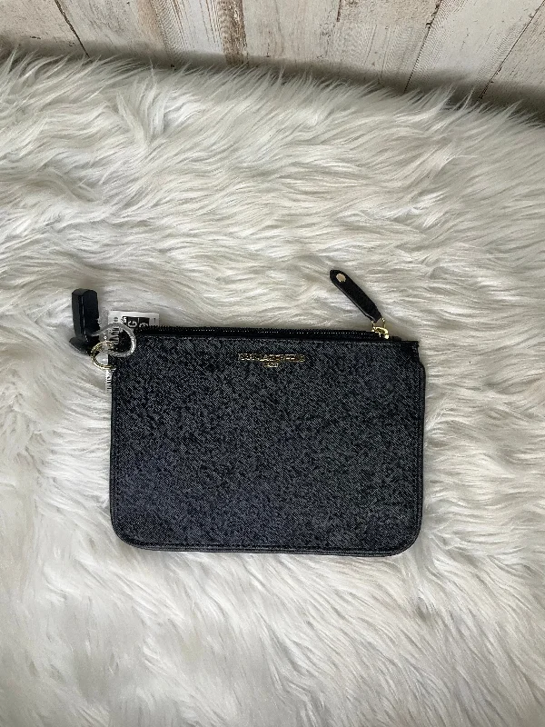 Wristlet Designer Karl Lagerfeld, Size Medium