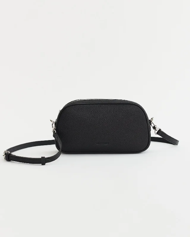 Wyn Crossbody Bag: Black